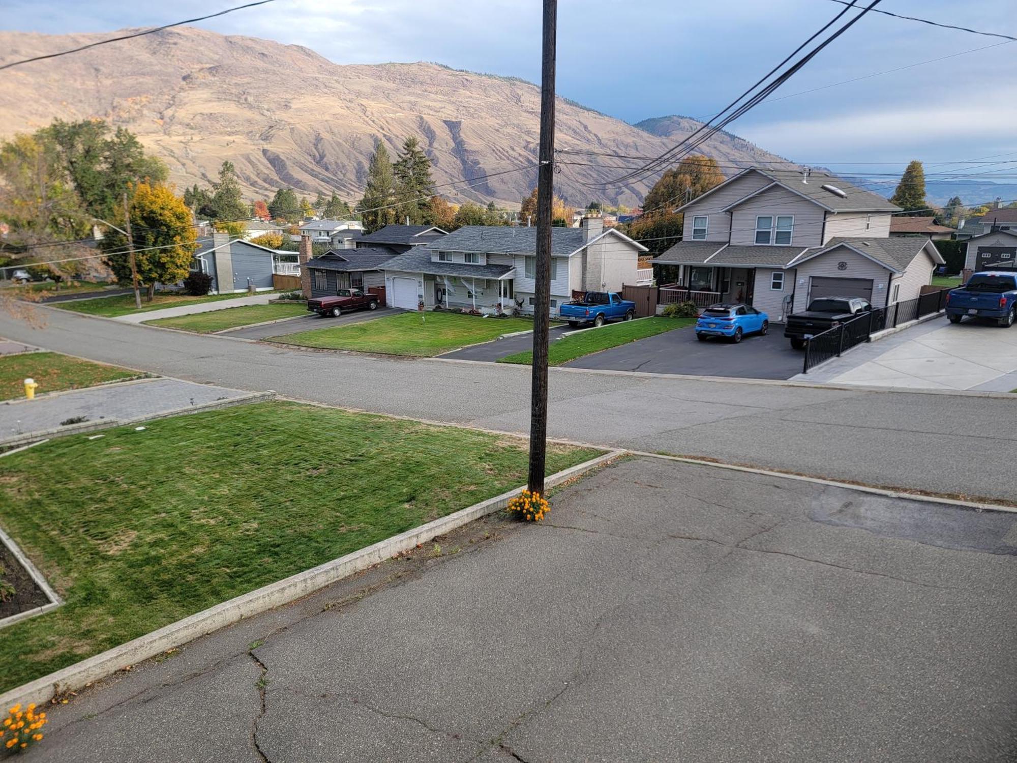 Charming - 2 Bedrooms Suite, 1 Full Bath & Family Room Kamloops Exteriér fotografie