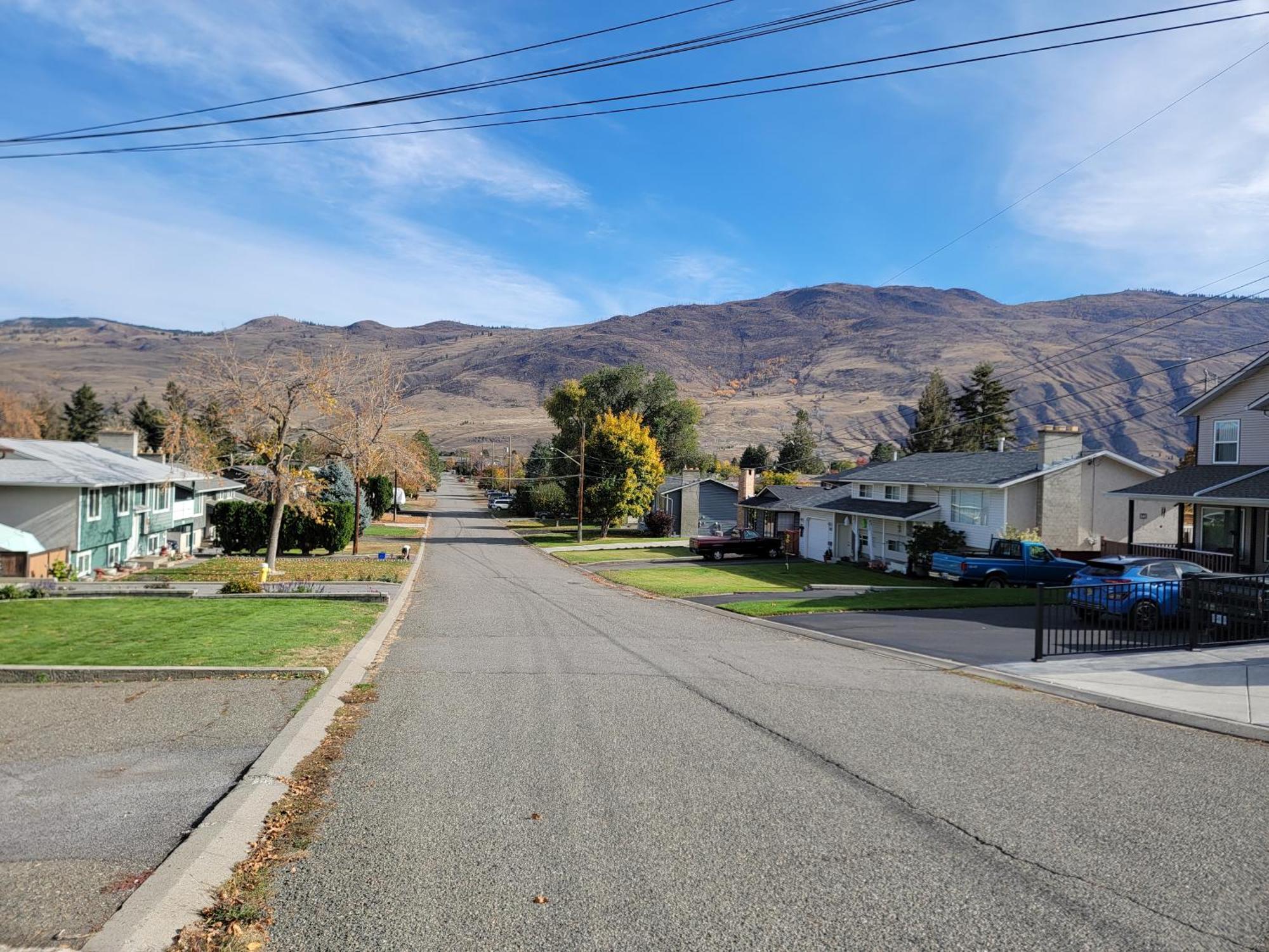 Charming - 2 Bedrooms Suite, 1 Full Bath & Family Room Kamloops Exteriér fotografie