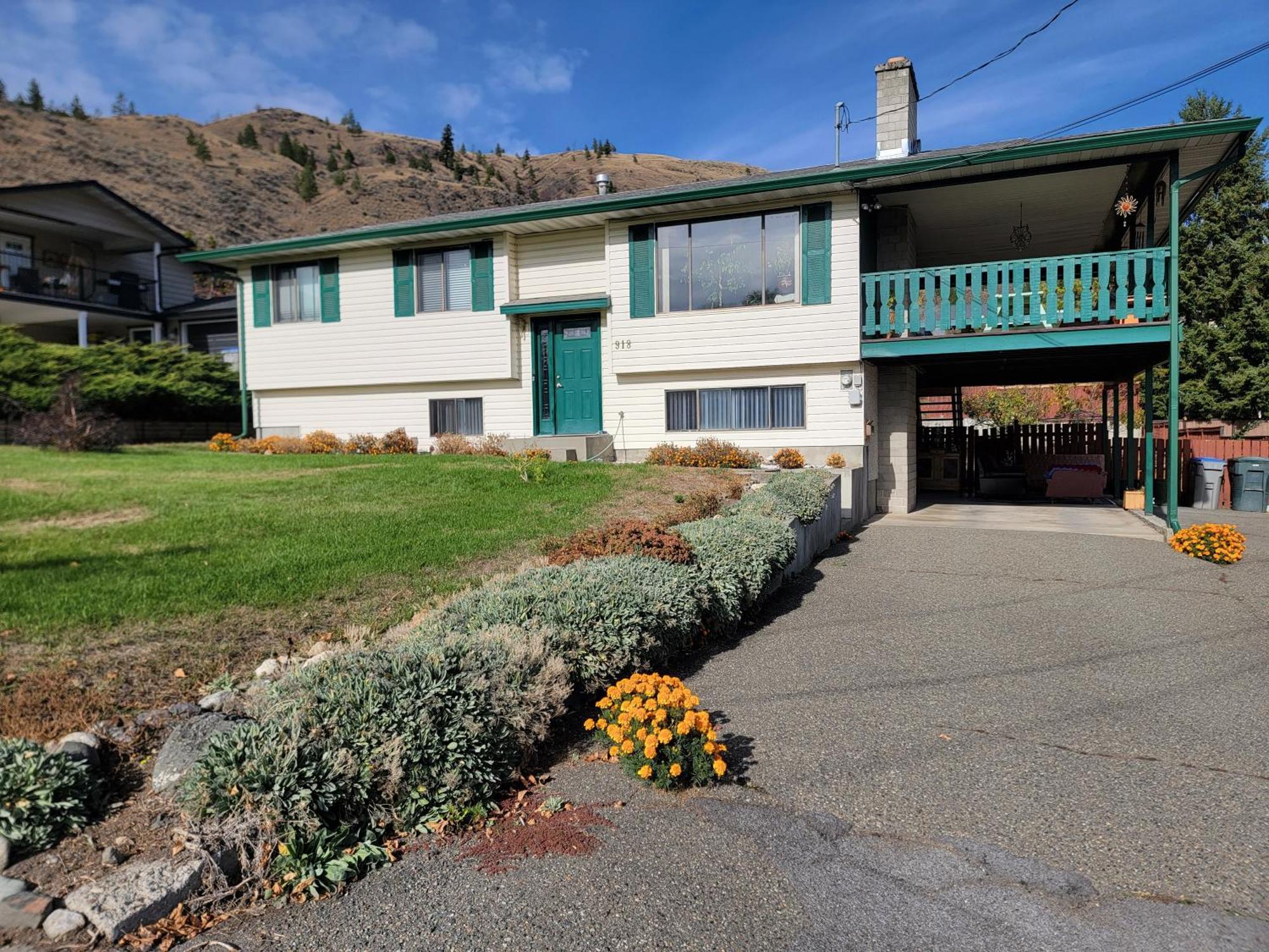 Charming - 2 Bedrooms Suite, 1 Full Bath & Family Room Kamloops Exteriér fotografie