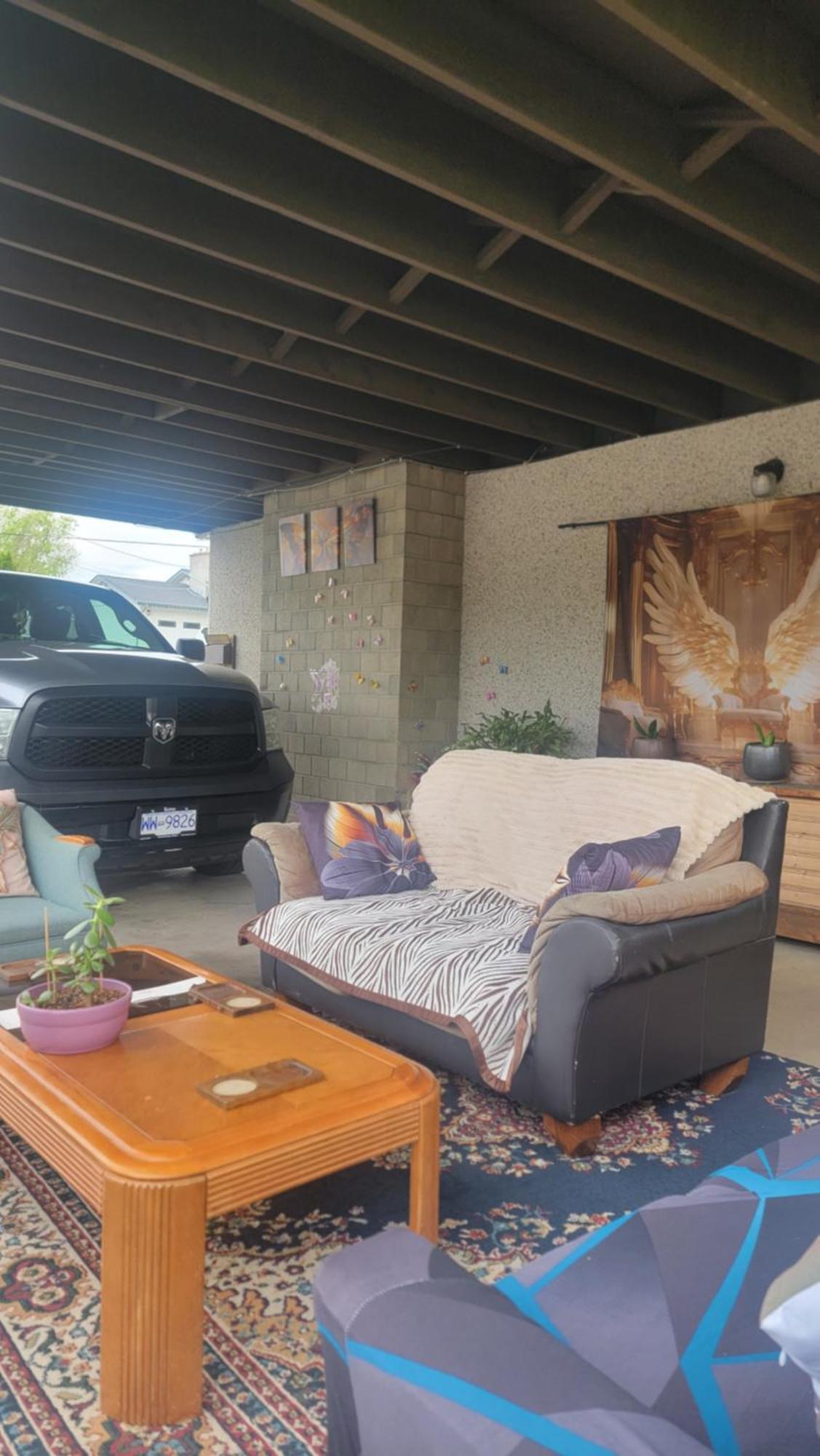Charming - 2 Bedrooms Suite, 1 Full Bath & Family Room Kamloops Exteriér fotografie