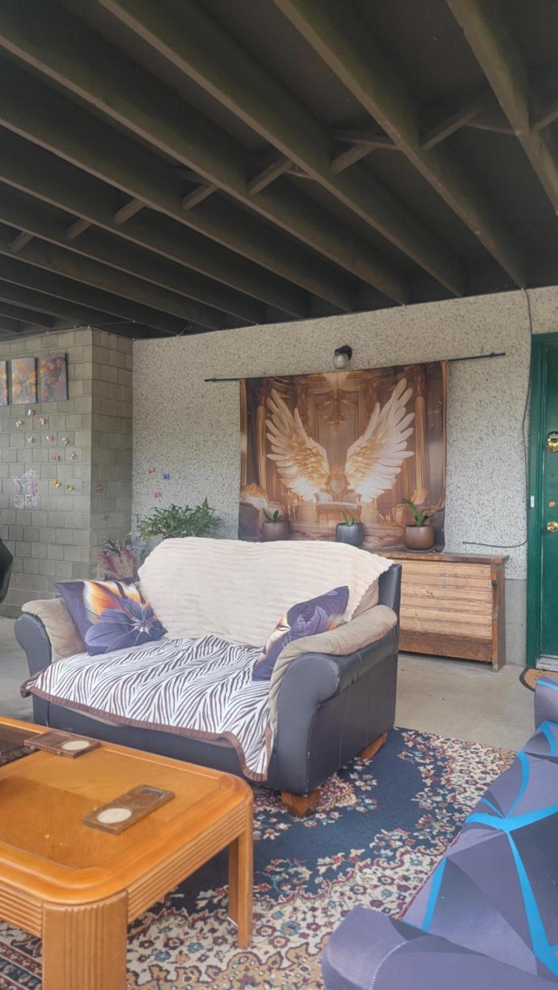 Charming - 2 Bedrooms Suite, 1 Full Bath & Family Room Kamloops Exteriér fotografie